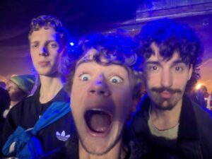 BEST GIG EVER: 2hollis with Jack, Zack and Oscar